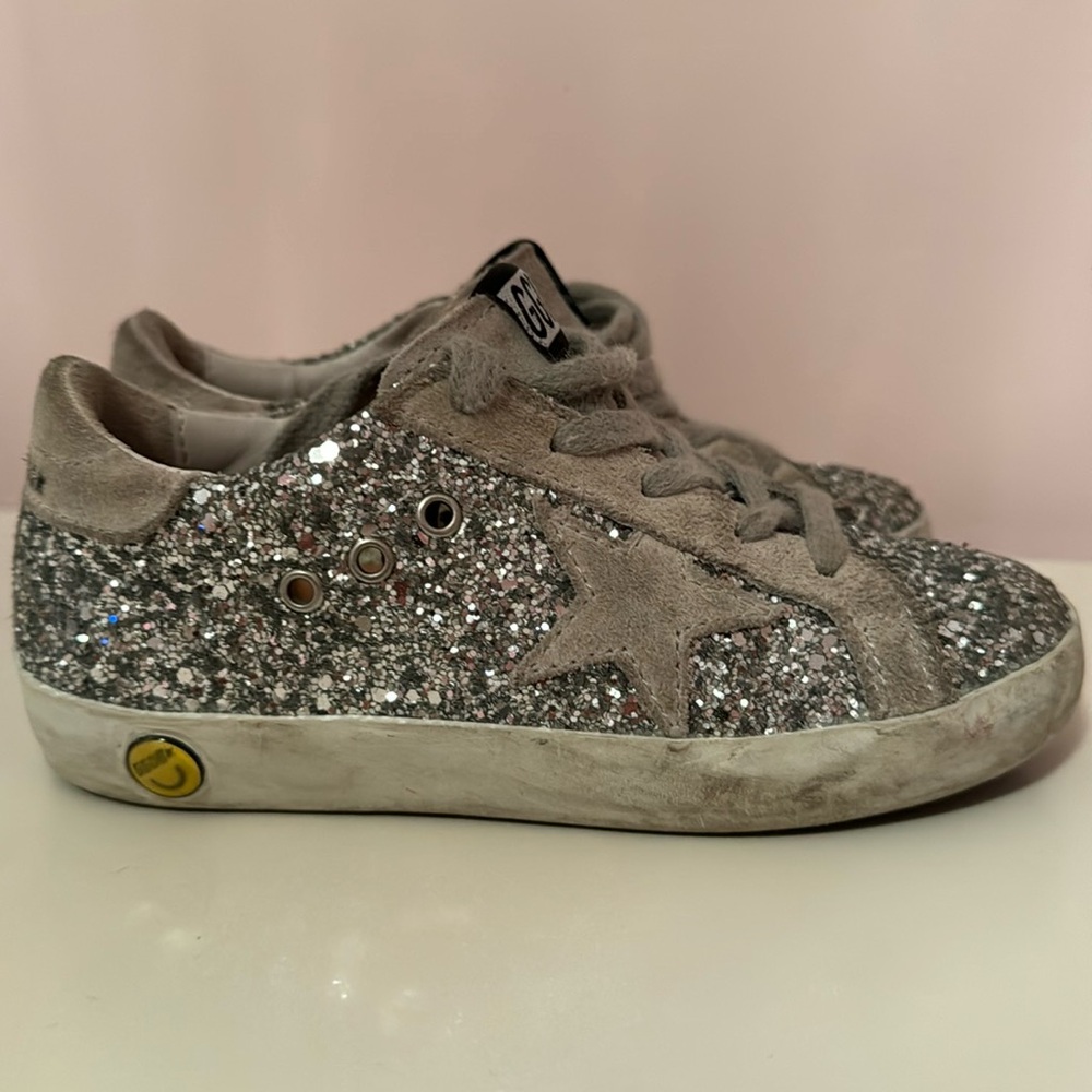silver glitter golden goose